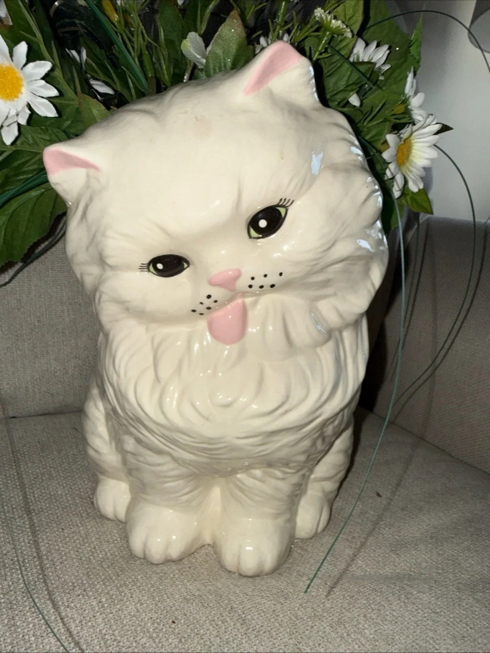 Vintage Persian Large White Ceramic Cat Sitting Statue Pink Nose 10